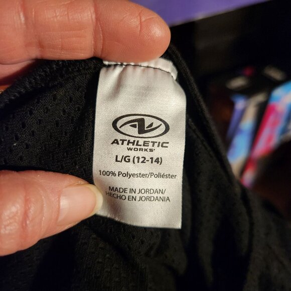 Lot of 2 Short Sleeve Mesh Workout Shirts Ladies Size LG (12-14) - Picture 7 of 7